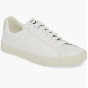 Veja Esplar Sneaker in Extra White